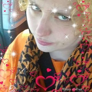 Meet your Posher, Sherry